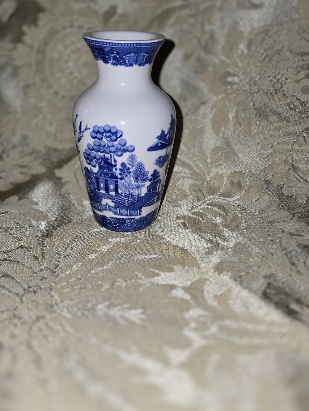 Blue Willow Spode Enlgand Mini Bud Vase
